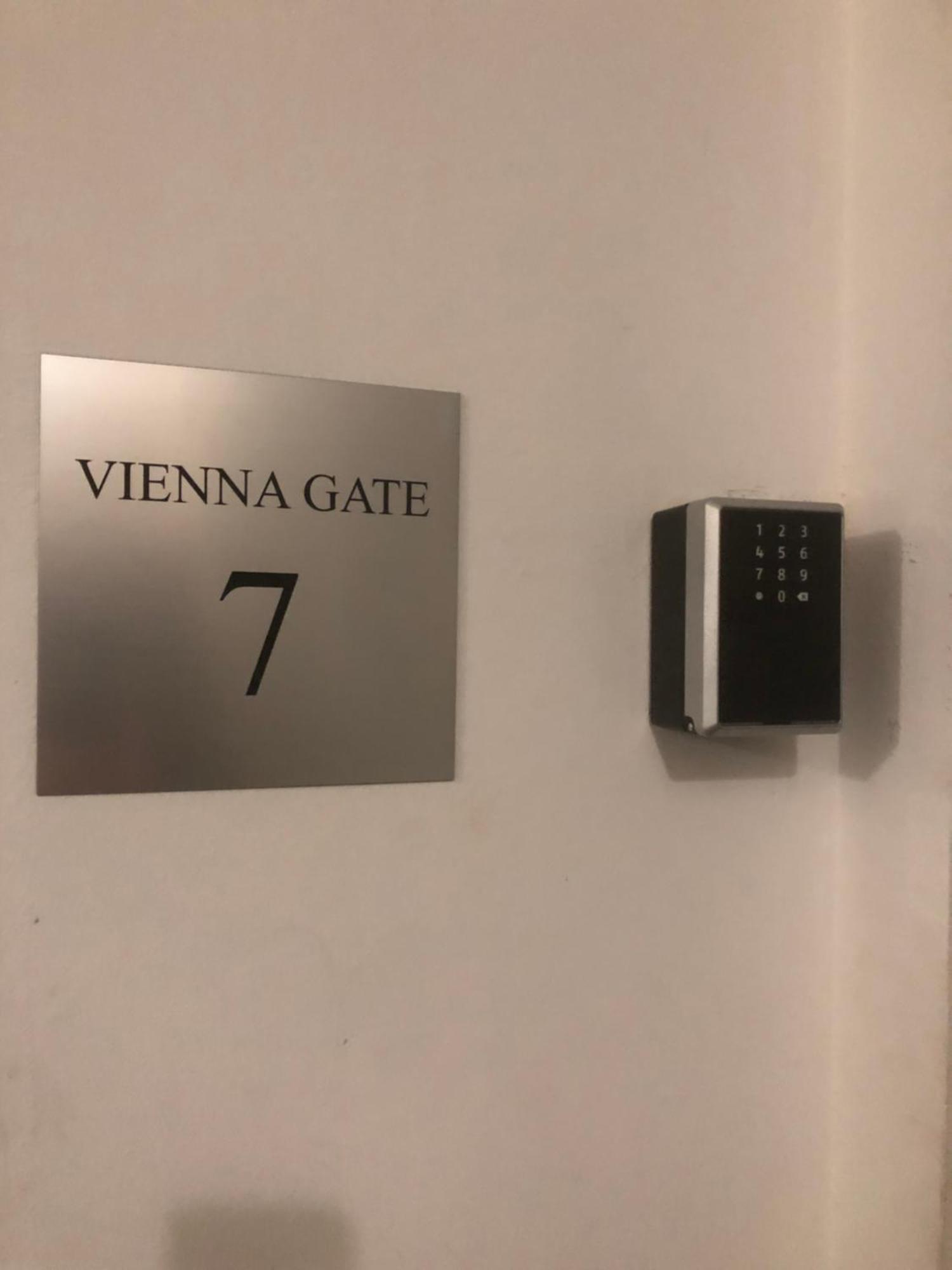 Vienna Gate Apartment *